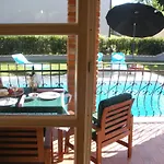 Villa Petra *